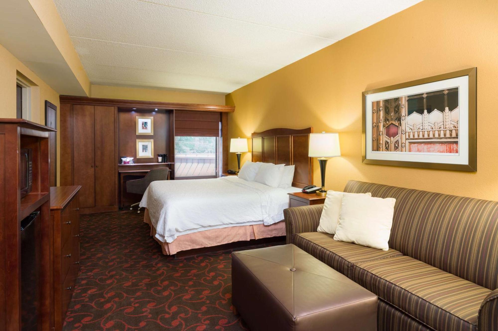 Hampton Hotel