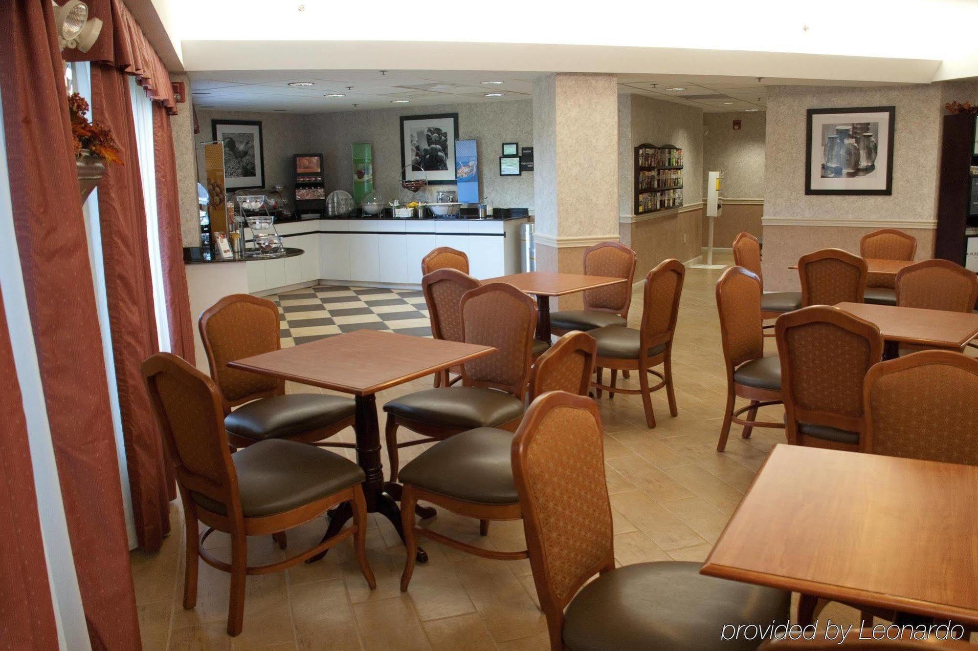 Hampton Hotel 3*